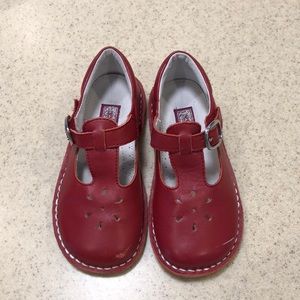 Lamour Red Leather T Strap Shoe Size 11